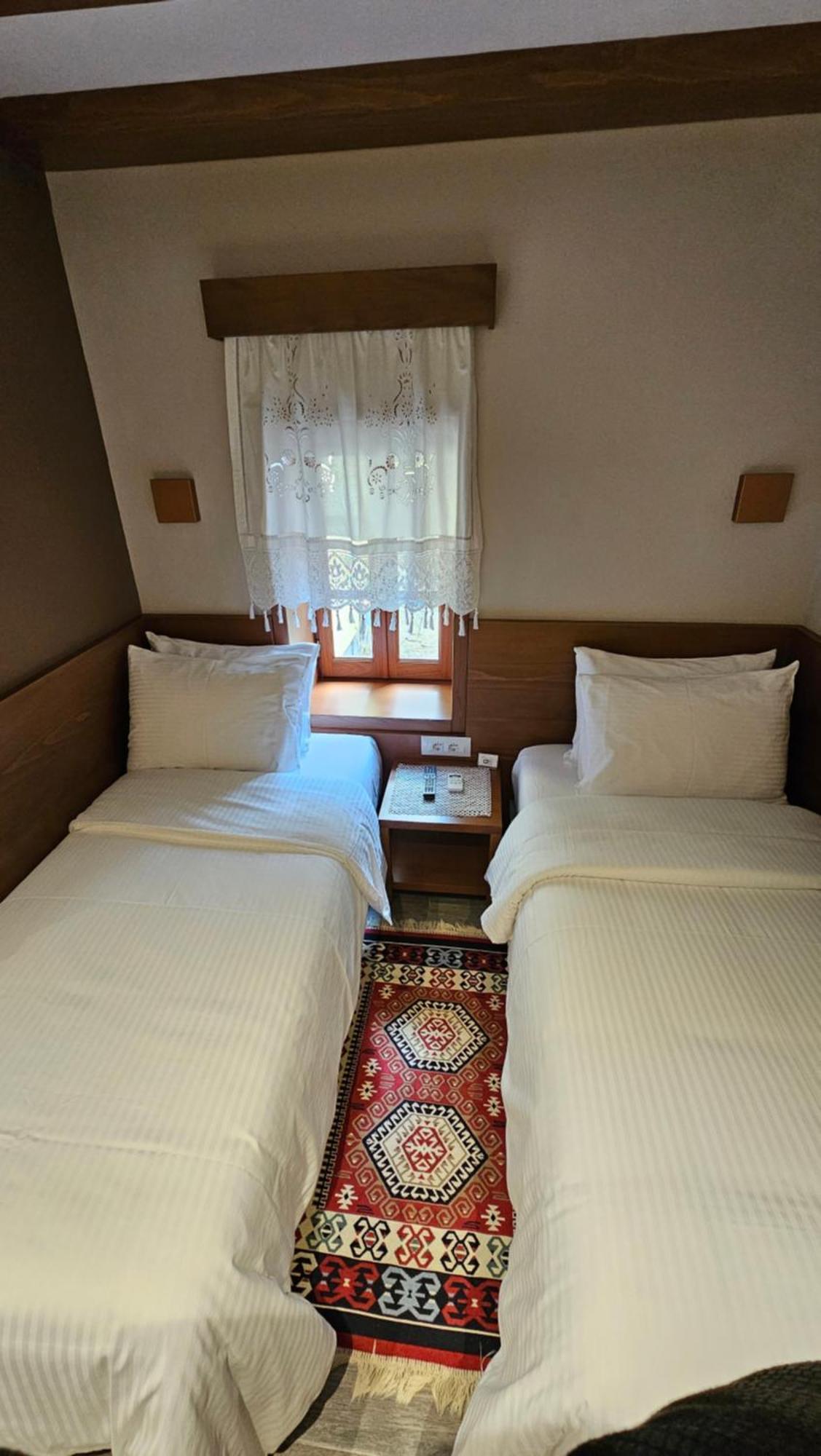 Palorto Hotel Gjirokastër 외부 사진