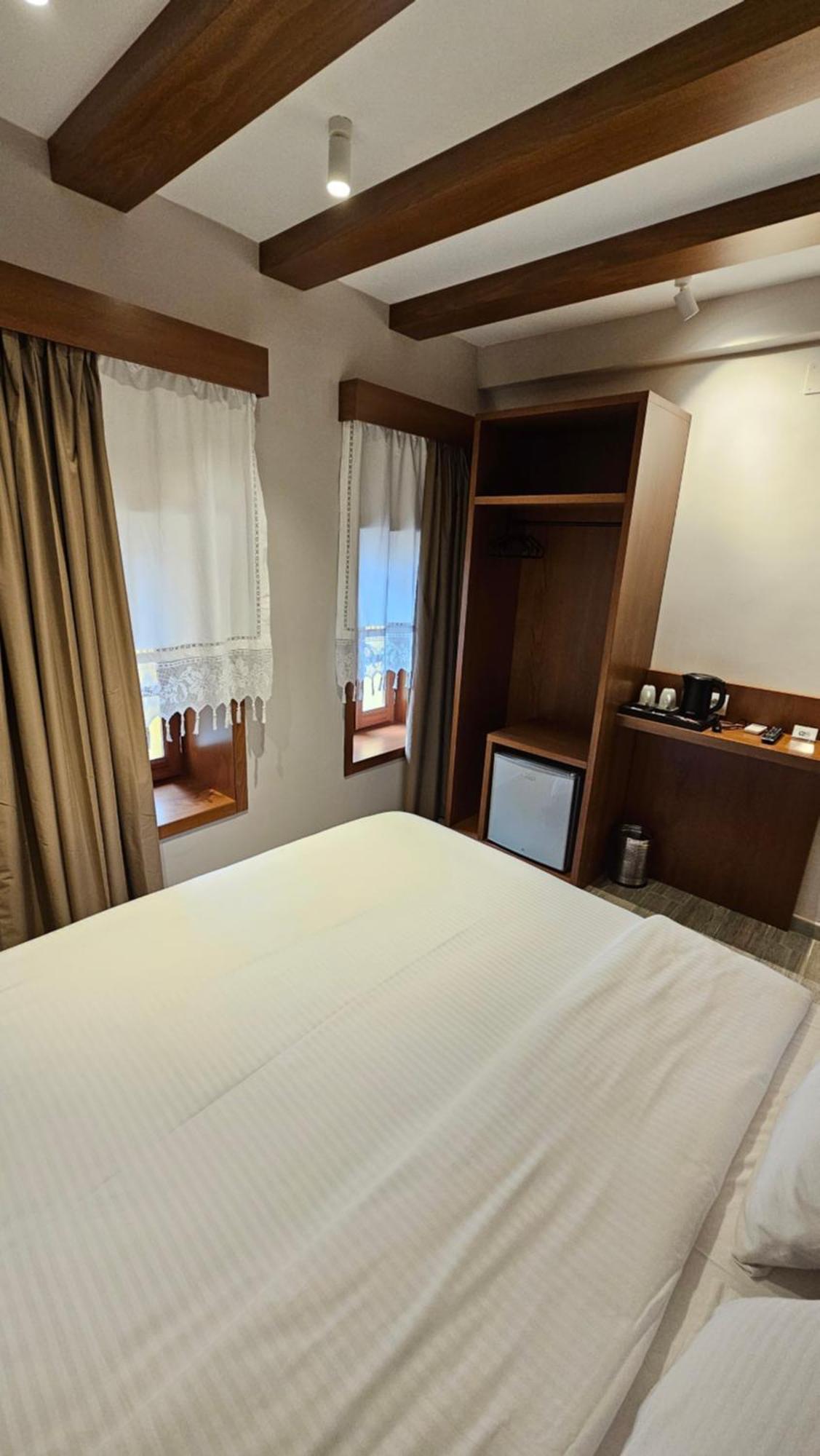 Palorto Hotel Gjirokastër 외부 사진