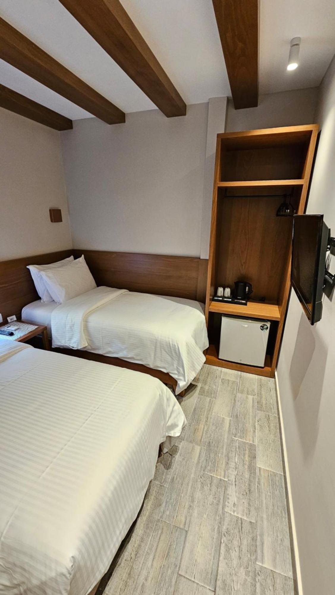 Palorto Hotel Gjirokastër 외부 사진